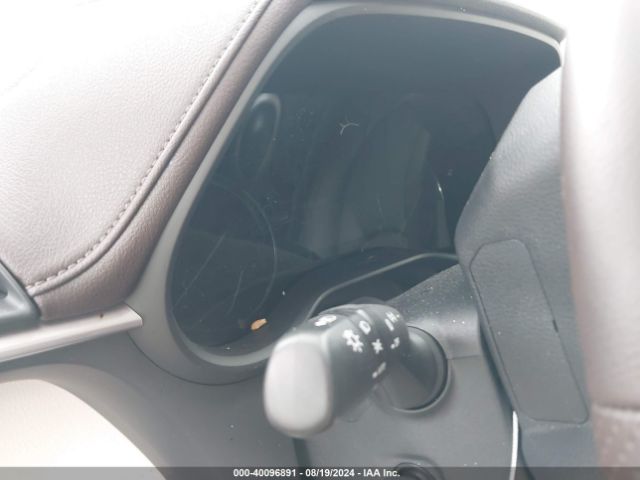 5TDESKFC3MS012031 Toyota Sienna Platinum