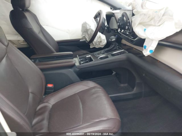 5TDESKFC3MS012031 Toyota Sienna Platinum