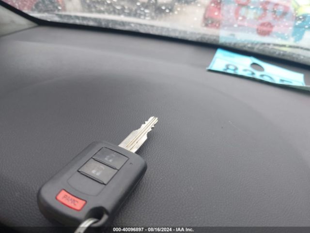 JA4AR3AU1KU027839 Mitsubishi Outlander Sport 2.0 Es