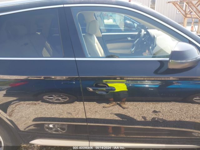 WA1BNAFY3J2008574 Audi Q5 2.0t Premium/2.0t Tech Premium