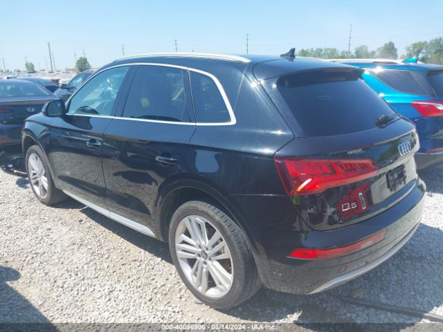 WA1BNAFY3J2008574 Audi Q5 2.0t Premium/2.0t Tech Premium