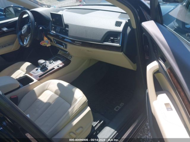 WA1BNAFY3J2008574 Audi Q5 2.0t Premium/2.0t Tech Premium