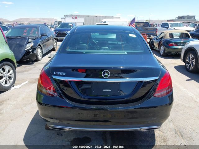 W1KWF8DB6MR633645 Mercedes-Benz C 300 Sedan