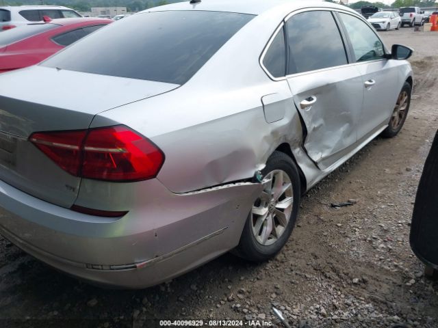 1VWAT7A34GC042870 Volkswagen Passat 1.8t S