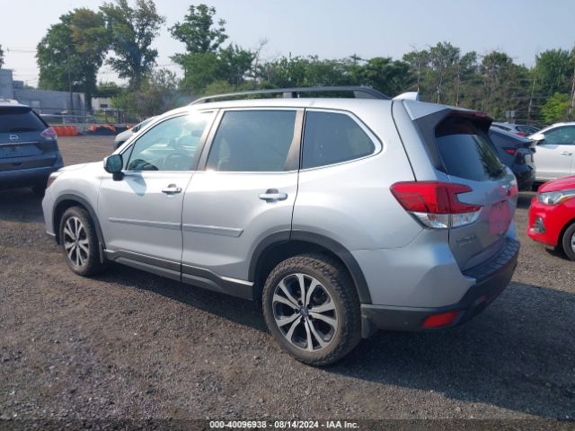 JF2SKASC2KH477597 Subaru Forester Limited