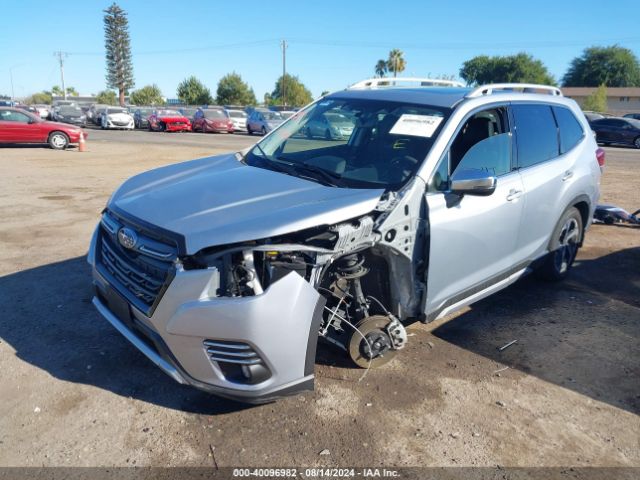 JF2SKAMC4RH402732 Subaru Forester Touring