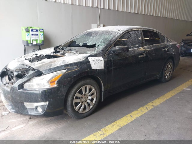 Nissan Altima 2.5 S 2015 1N4AL3AP1FC136742 Image 2