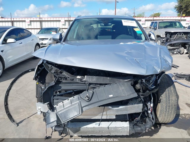 WA1EAAFY2P2019051 Audi Q5 Premium Plus 45 Tfsi S Line Quattro