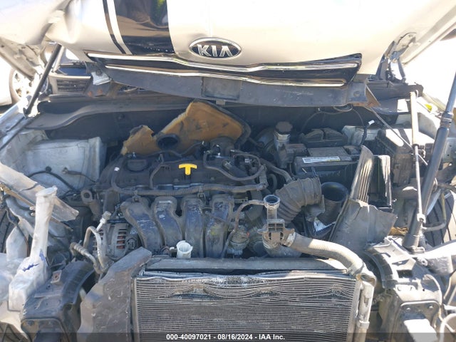 KIA SOUL + 2017 KNDJP3A55H7429682 Image 10