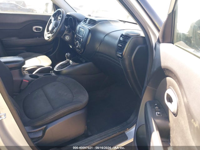 KIA SOUL + 2017 KNDJP3A55H7429682 Image 5