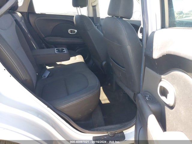KIA SOUL + 2017 KNDJP3A55H7429682 Image 8