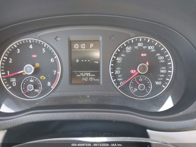 1VWAT7A38FC053143 Volkswagen Passat 1.8t Wolfsburg Edition