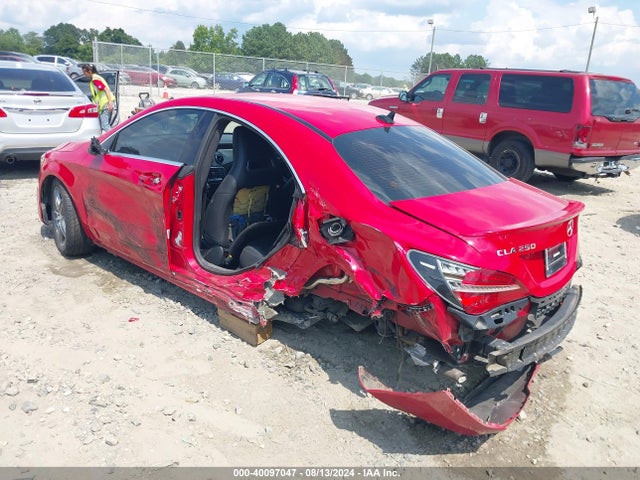 WDDSJ4EB5HN467264 Mercedes-Benz CLA 250