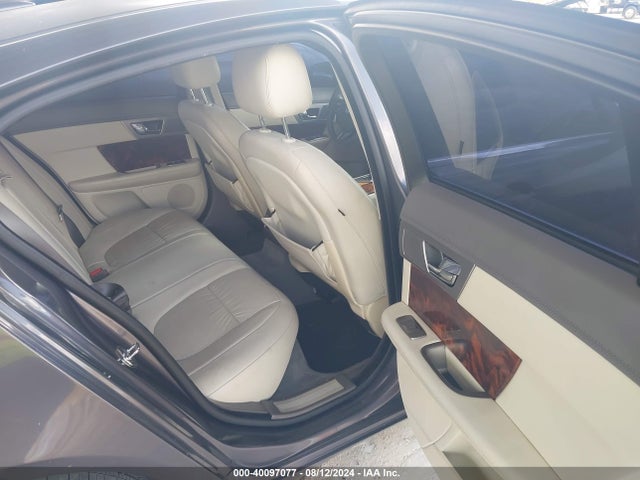 2009 JAGUAR XF SAJWA06B59HR27494 Photo 7