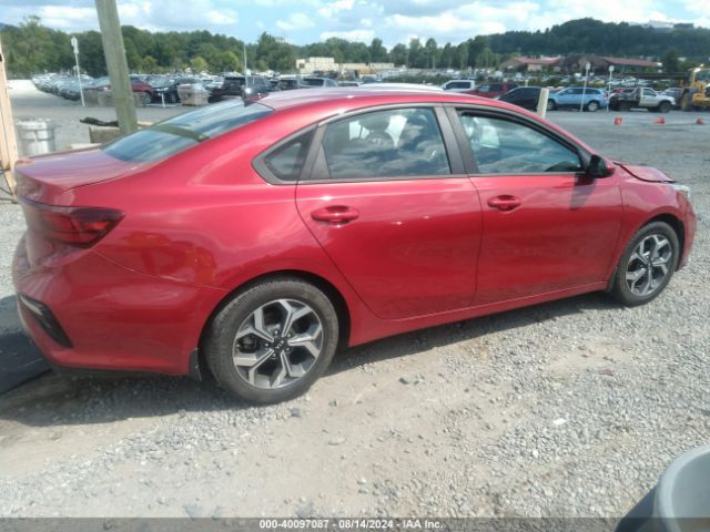 3KPF24AD9KE111105 KIA Forte Lxs