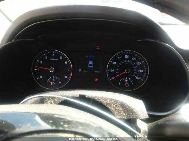 3KPF24AD9KE111105 KIA Forte Lxs