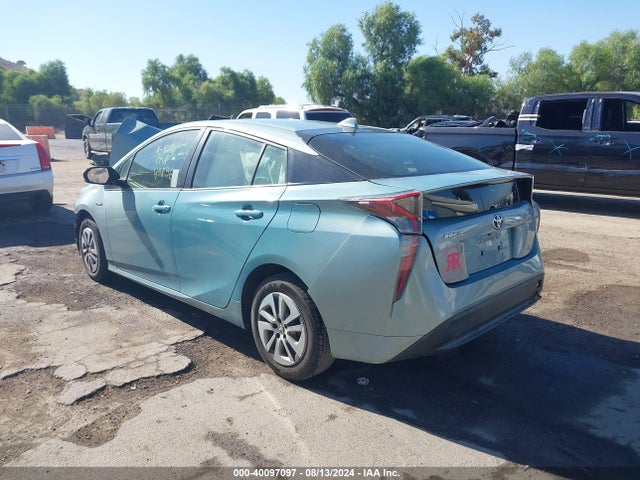Toyota Prius Two Eco 2016 JTDKARFU7G3017066 Image 3