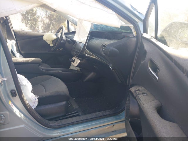 Toyota Prius Two Eco 2016 JTDKARFU7G3017066 Image 5