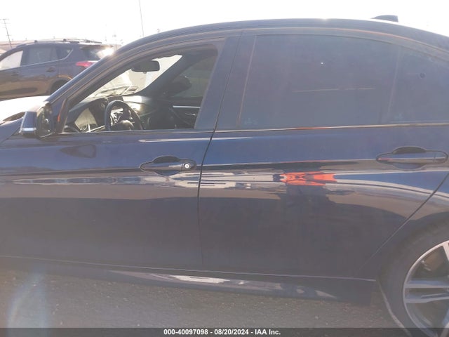 BMW 340i 2018 WBA8B3G57JNV00710 Image 15