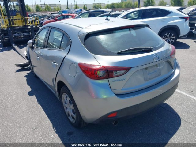 JM1BM1K79F1274295 Mazda Mazda3 I Sport