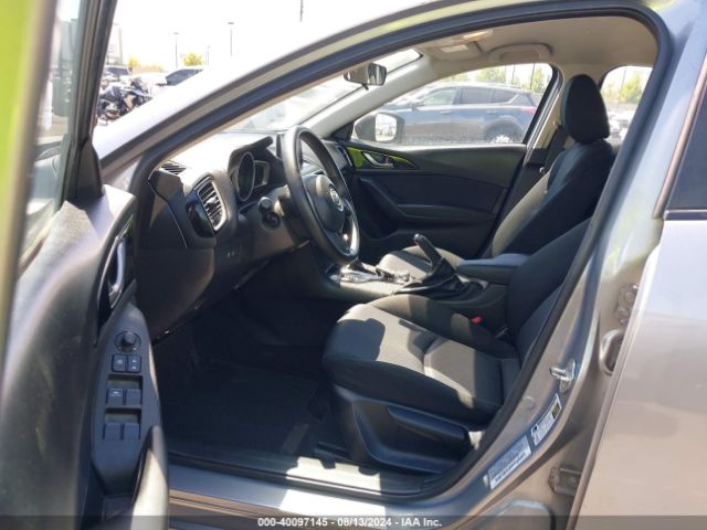 JM1BM1K79F1274295 Mazda Mazda3 I Sport