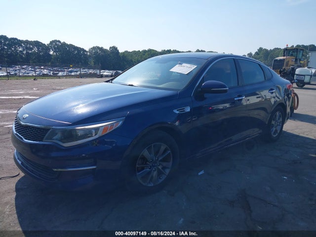 5XXGT4L11JG179053 KIA Optima