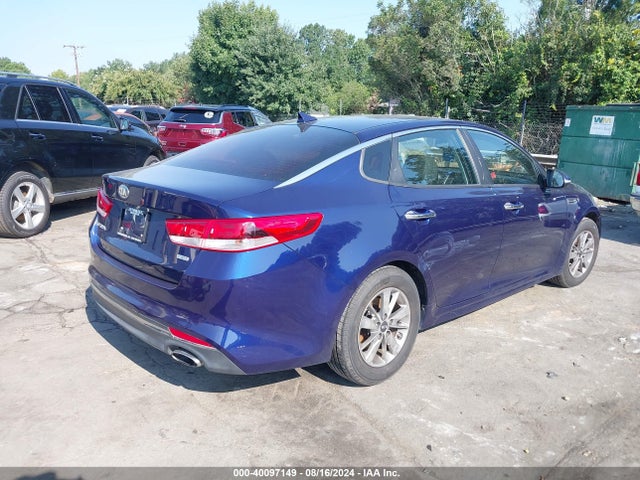 5XXGT4L11JG179053 KIA Optima