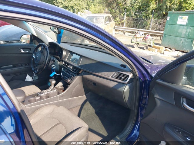 5XXGT4L11JG179053 KIA Optima