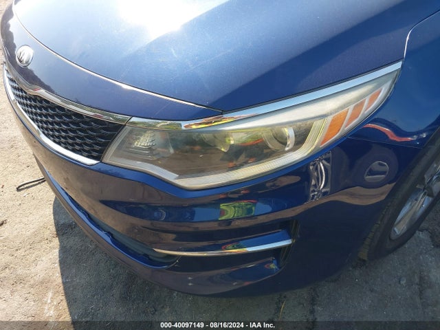 5XXGT4L11JG179053 KIA Optima