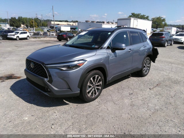 Toyota Corolla Cross Xle 2022 7MUEAABG1NV001204 Image 2