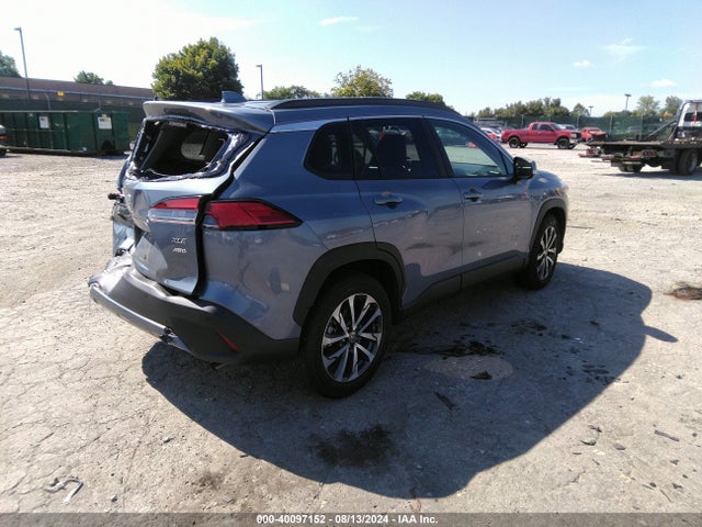 Toyota Corolla Cross Xle 2022 7MUEAABG1NV001204 Image 4