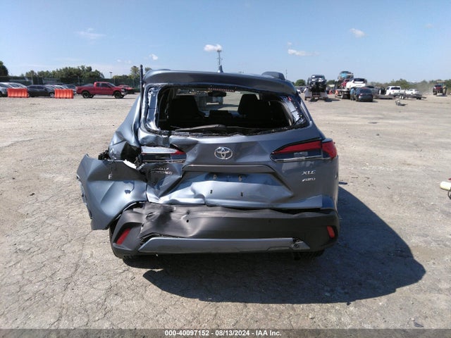 Toyota Corolla Cross Xle 2022 7MUEAABG1NV001204 Image 6