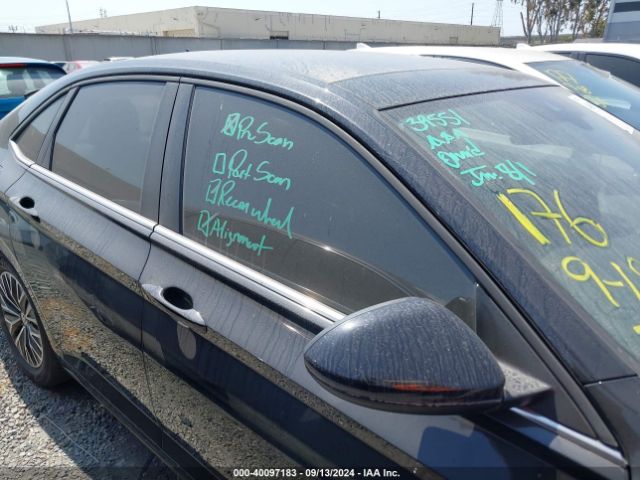 3VWE57BU2KM197444 Volkswagen Jetta 1.4t Sel