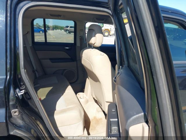 1C4NJPFA4GD603208 Jeep Patriot Latitude
