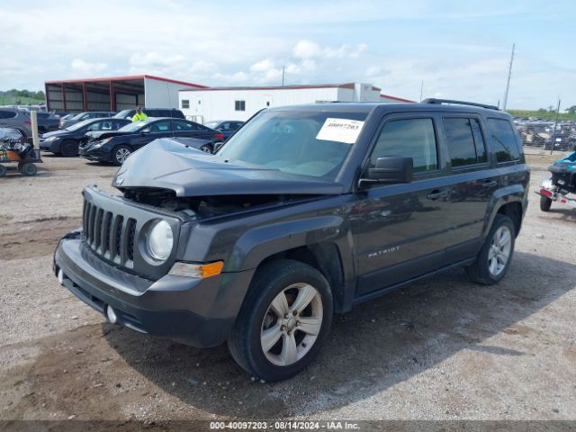 1C4NJPFB1GD732595 Jeep Patriot Latitude