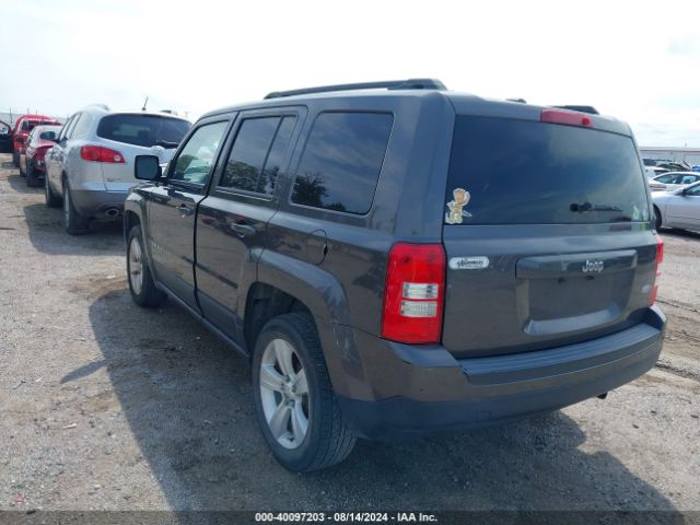 1C4NJPFB1GD732595 Jeep Patriot Latitude