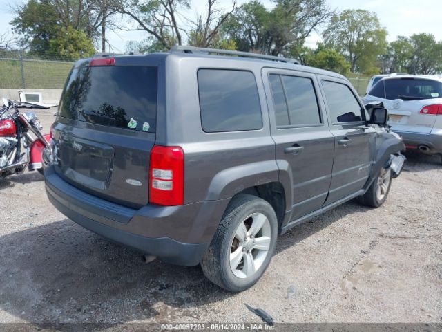 1C4NJPFB1GD732595 Jeep Patriot Latitude