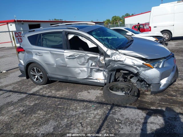 Toyota Rav4 Xle 2018 2T3WFREV1JW443241 Image 13