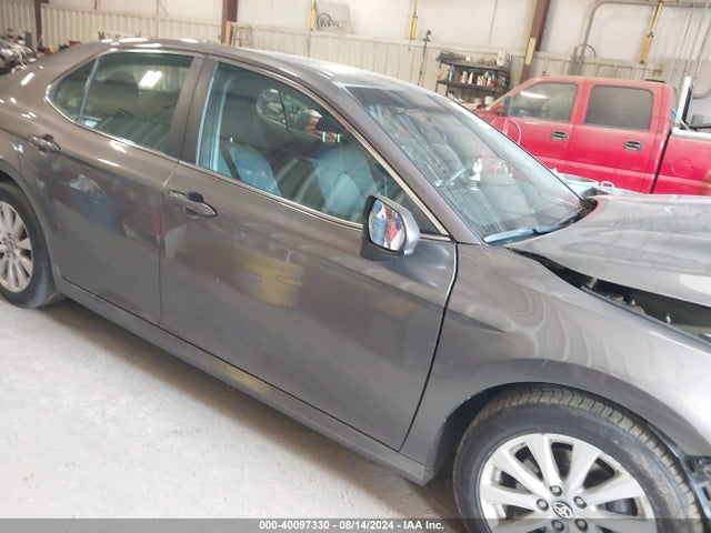 Toyota CAMRY LE 2020 4T1C11AK1LU363237 Image 13