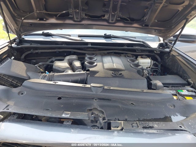 Toyota 4RUNNER SR5 2014 JTEZU5JR8E5071331 Image 10