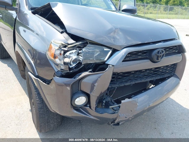 Toyota 4RUNNER SR5 2014 JTEZU5JR8E5071331 Image 6