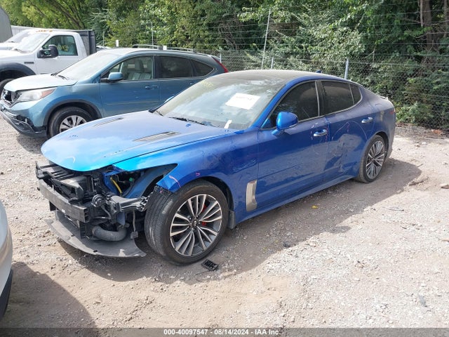KIA Stinger Premium 2018 KNAE25LA0J6033657 Image 2