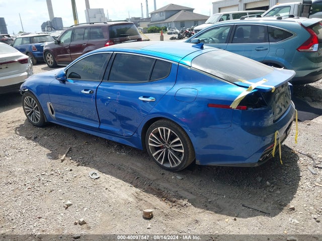 KIA Stinger Premium 2018 KNAE25LA0J6033657 Image 3