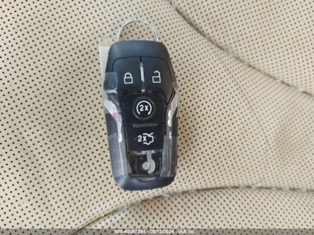 5LMCJ3D98GUJ12688 Lincoln Mkc Reserve