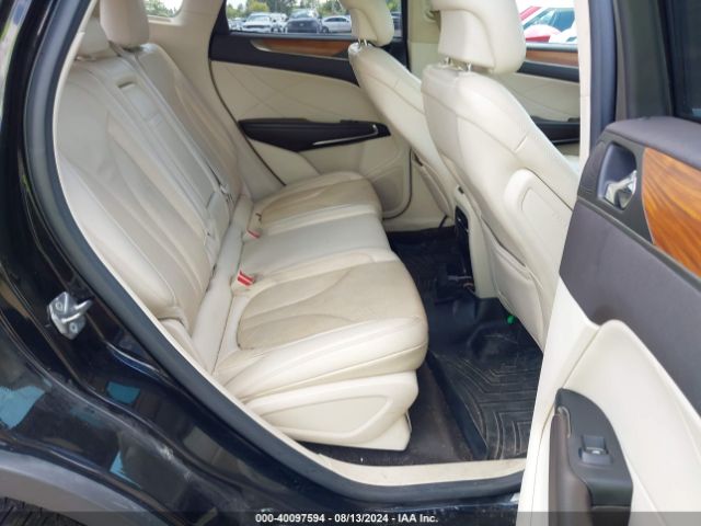 5LMCJ3D98GUJ12688 Lincoln Mkc Reserve