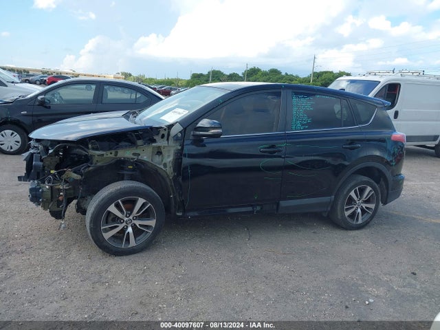 Toyota Rav4 Xle 2018 2T3WFREV3JW483577 Image 13