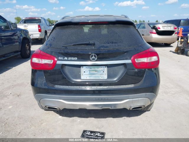 WDCTG4EB1JJ496605 Mercedes-Benz GLA 250