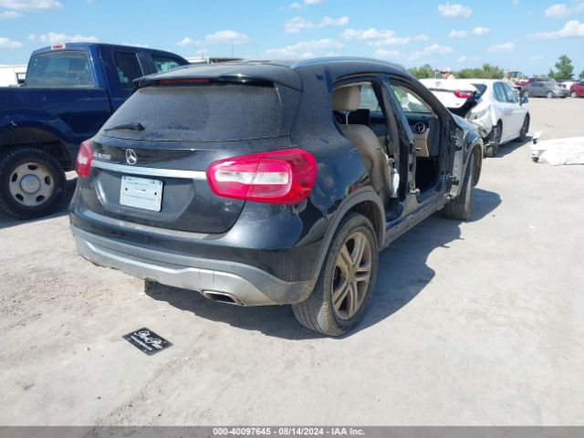 WDCTG4EB1JJ496605 Mercedes-Benz GLA 250