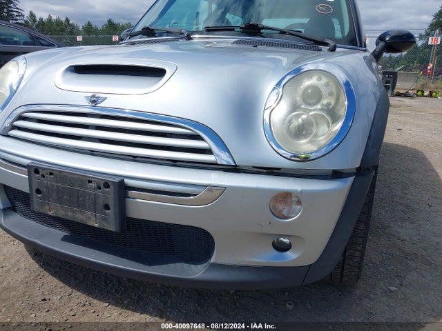 2005 MINI COOPER S WMWRE33415TD91335 Photo 5