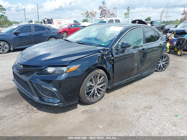 Toyota CAMRY SE 2024 4T1T11AK3RU921601 Image 2